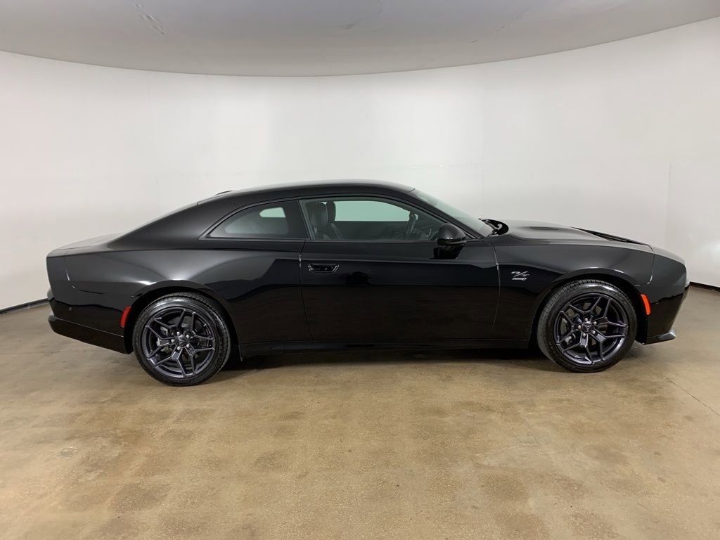 Used 2024 Dodge Charger Daytona R/T w/ Plus Group AWD/4WD image 7
