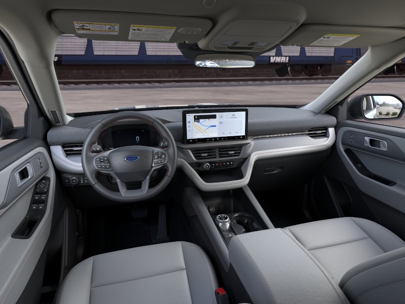 New 2026 Ford Explorer Active RWD image 9