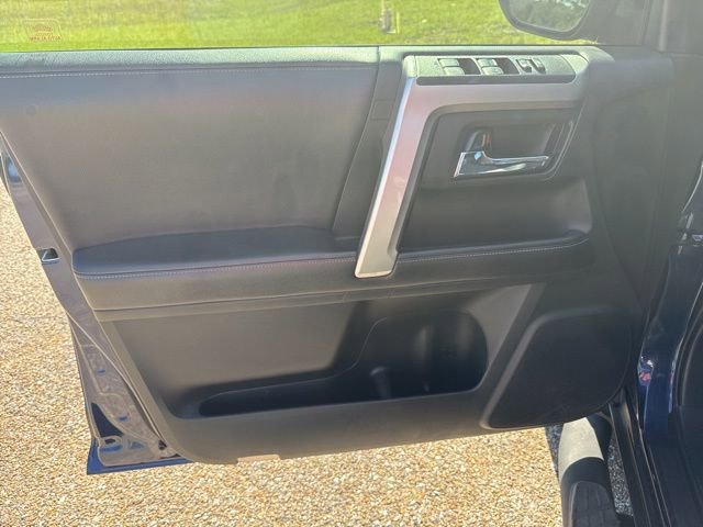 Used 2019 Toyota 4Runner SR5 image 16