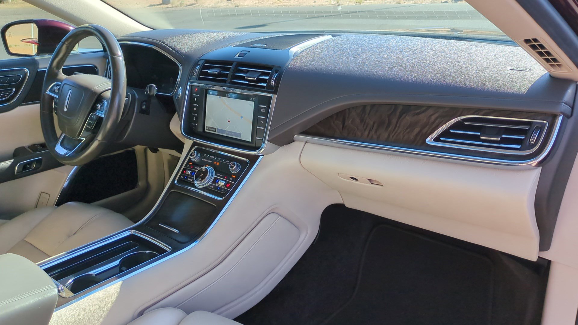 Used 2017 Lincoln Continental Reserve image 31