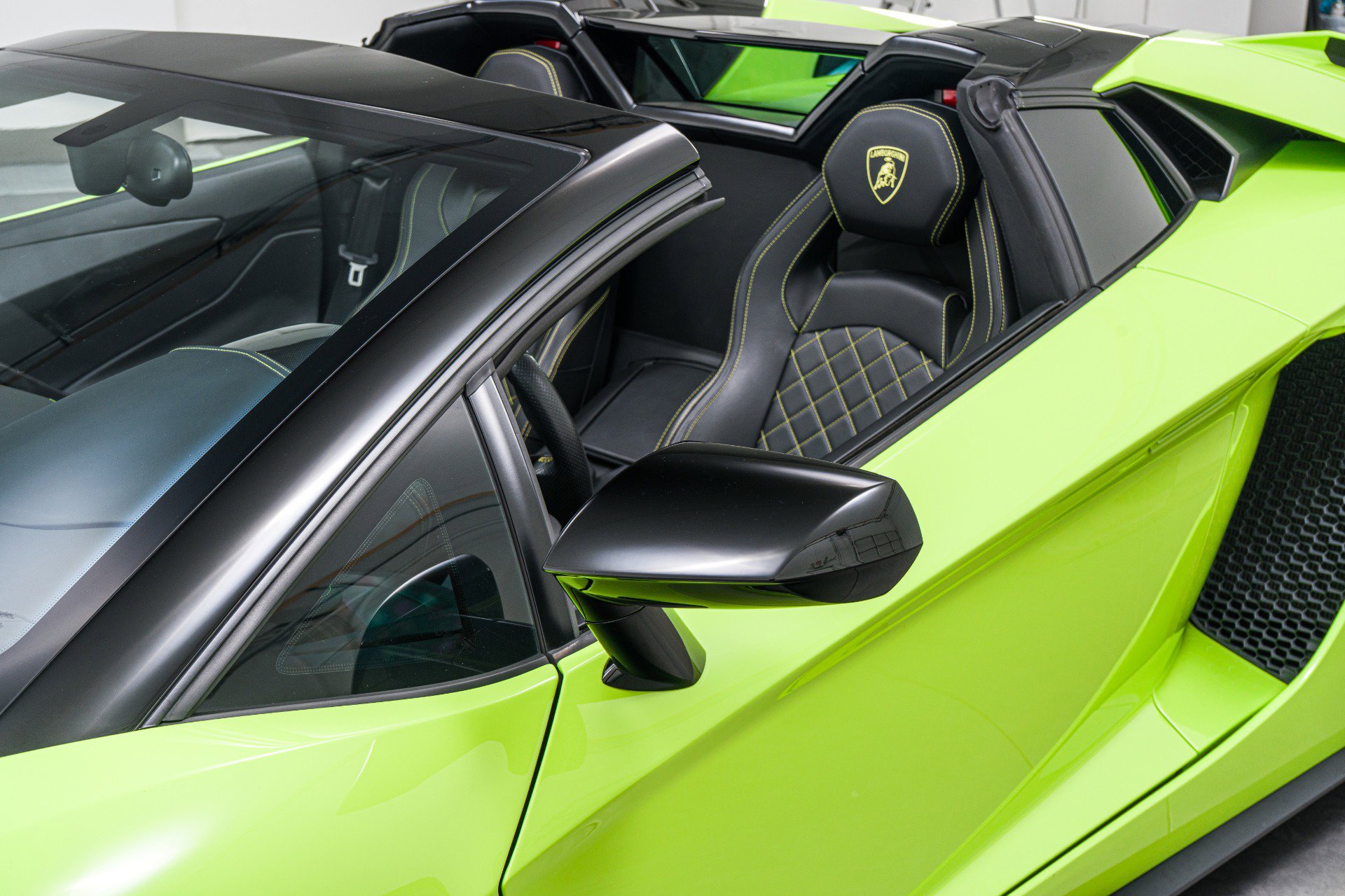 Used 2019 Lamborghini Aventador S image 34