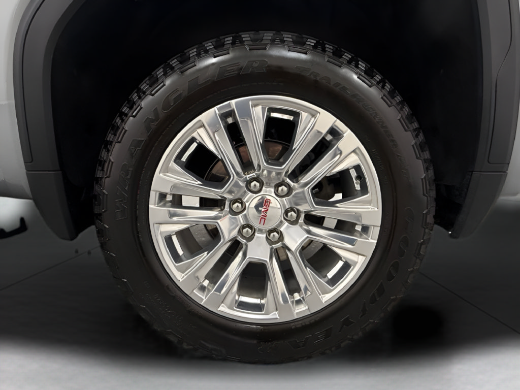 Used 2025 GMC Sierra 1500 Denali AWD/4WD image 27