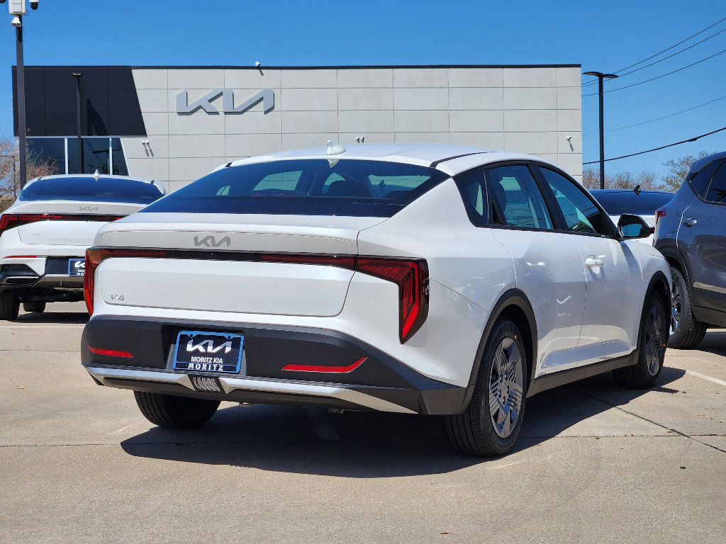 New 2026 Kia K4 LX image 4