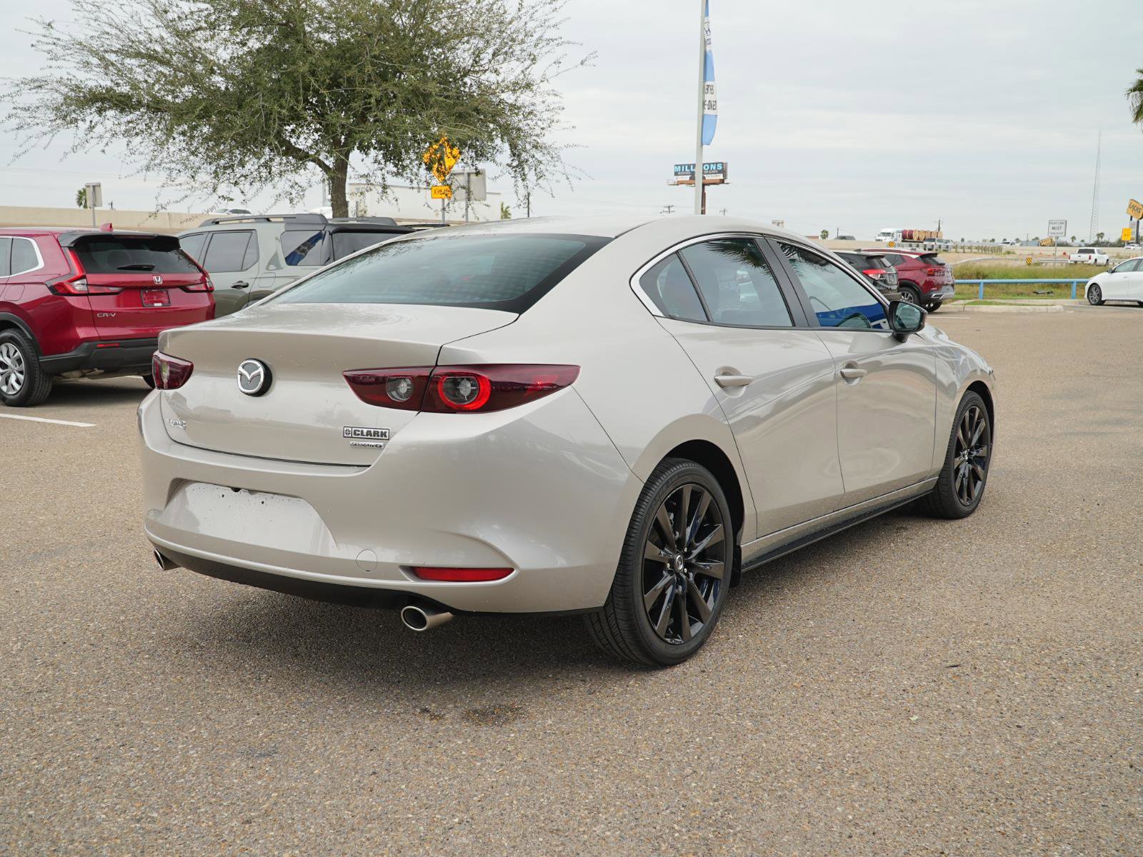 Used 2024 MAZDA MAZDA3 s image 6