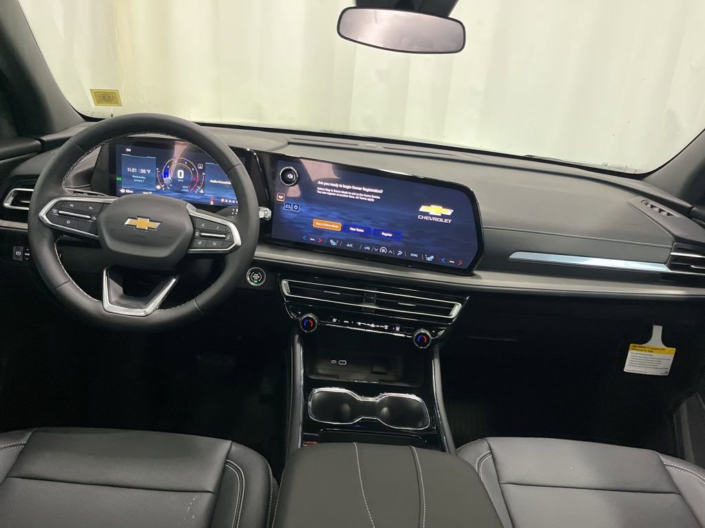 New 2026 Chevrolet Traverse LT w/ Sun and Wheel Package AWD/4WD image 10
