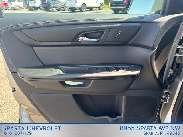 Used 2017 Chevrolet Traverse LT AWD/4WD image 11