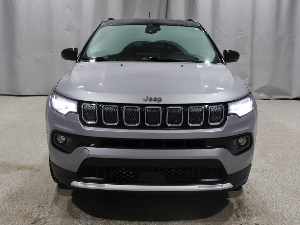 Used 2022 Jeep Compass Limited image 8