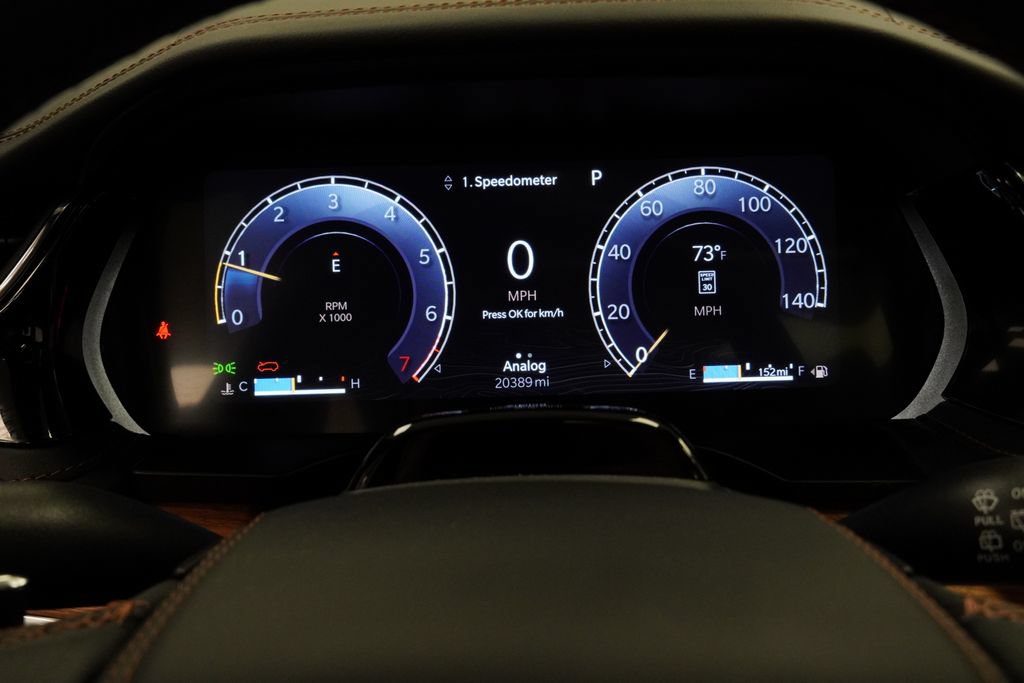 Certified 2025 Jeep Grand Cherokee L Summit AWD/4WD image 34