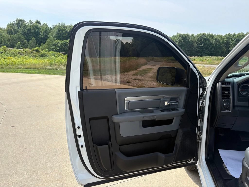 Used 2019 RAM 1500 Tradesman w/ Popular Equipment Group RWD image 13