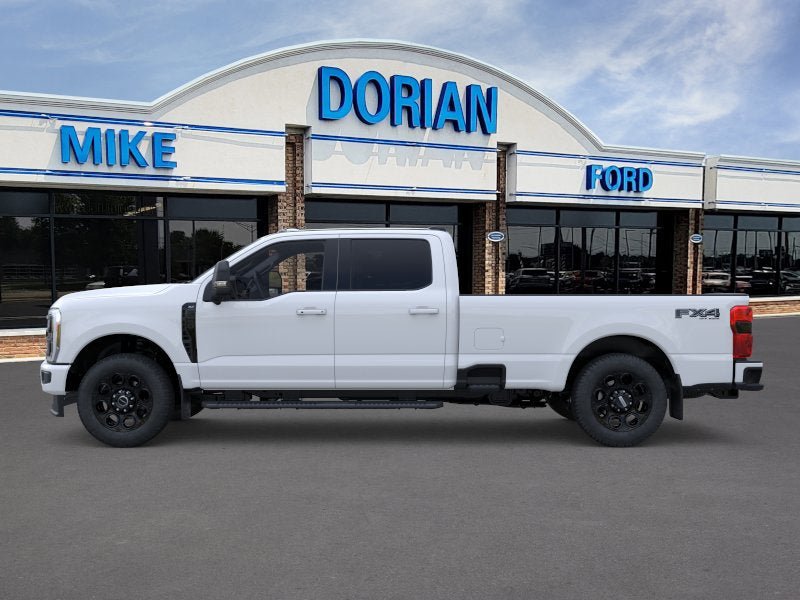New 2026 Ford F350 XLT w/ XLT Premium Package AWD/4WD image 3