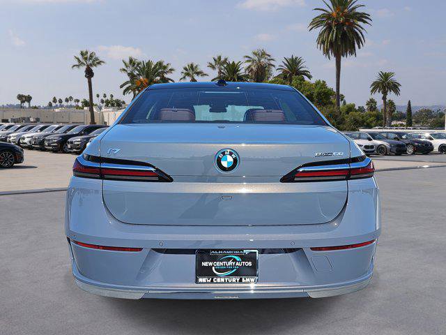 New 2025 BMW i7 eDrive50 w/ Premium Package image 6