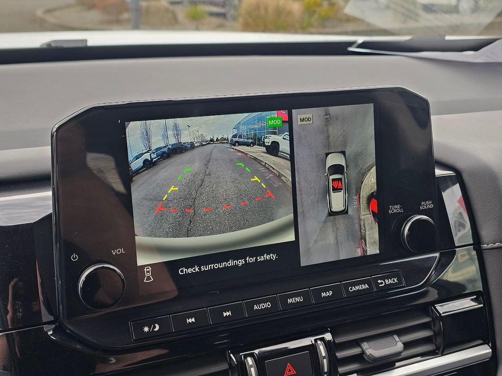 Certified 2025 Nissan Pathfinder SL image 24