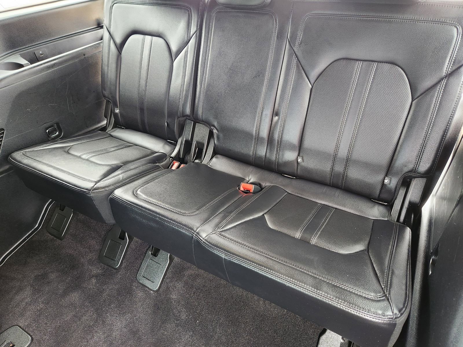 Used 2021 Ford Expedition Limited image 42