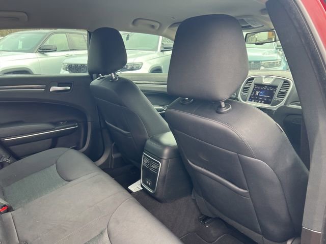 Used 2021 Chrysler 300 Touring w/ Chrome Appearance Package image 22