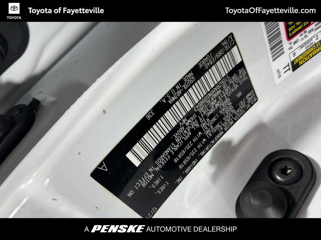 Used 2022 Toyota Highlander XLE FWD image 27
