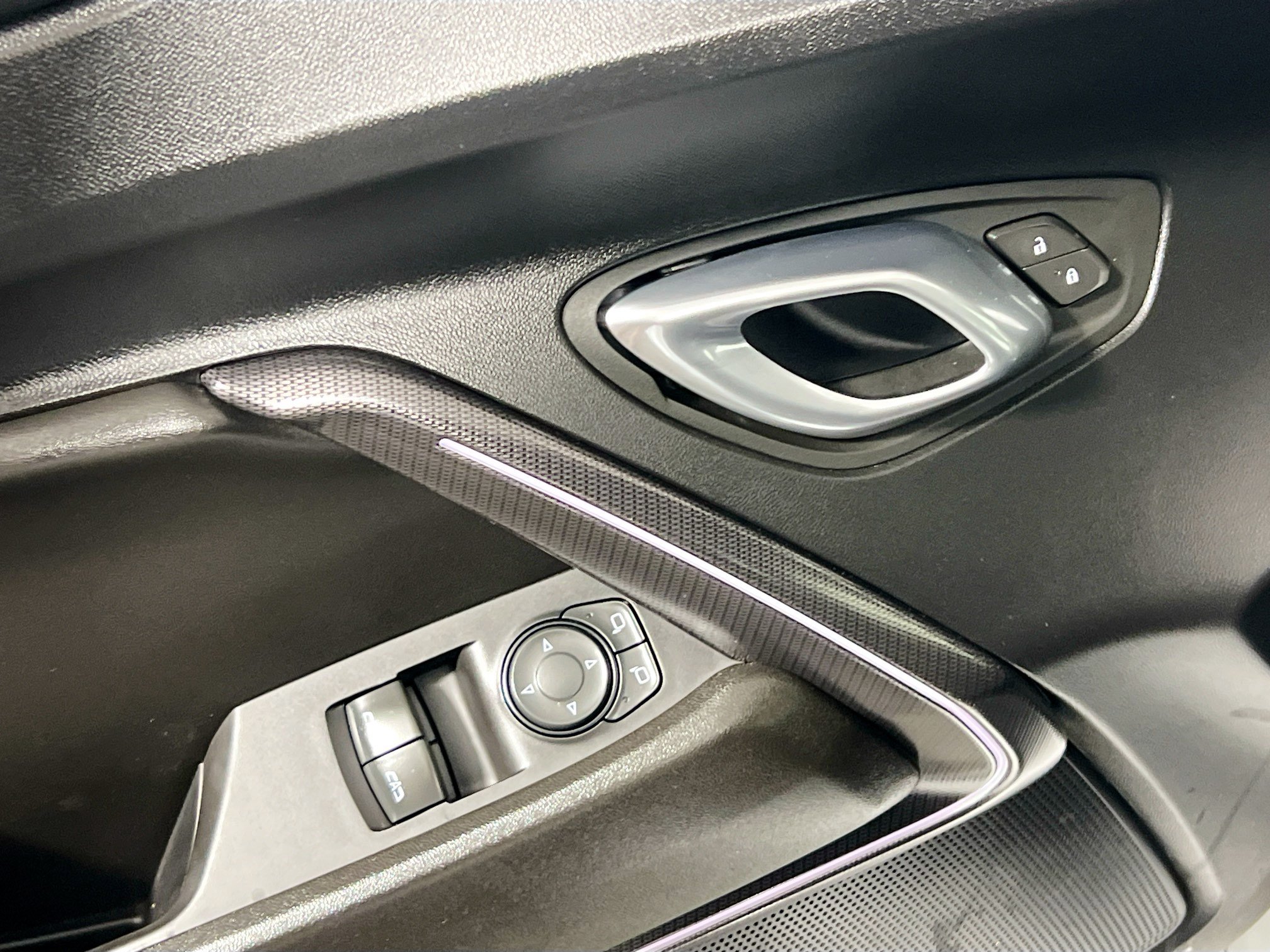 Used 2022 Chevrolet Camaro SS RWD image 16