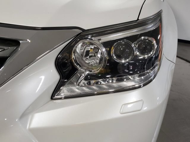 Used 2018 Lexus GX 460 Premium w/ Premium Package AWD/4WD image 30