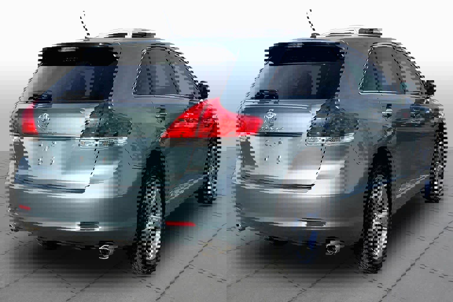 Used 2010 Toyota Venza image 11