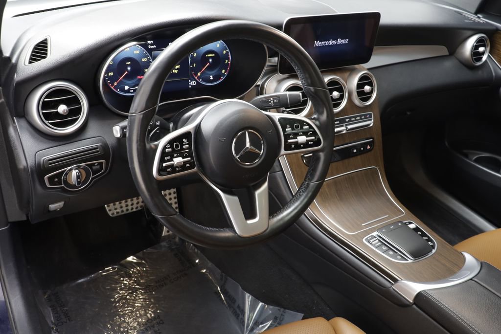 Used 2022 Mercedes-Benz GLC 300 4MATIC image 7