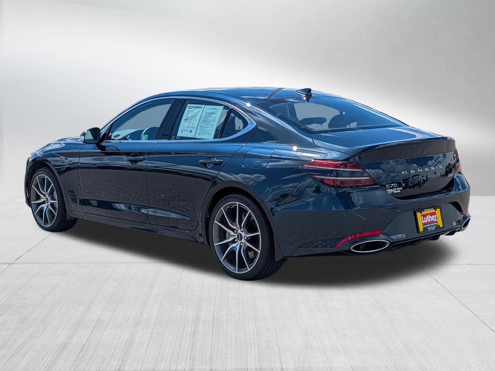 Used 2024 Genesis G70 2.5T AWD/4WD image 5