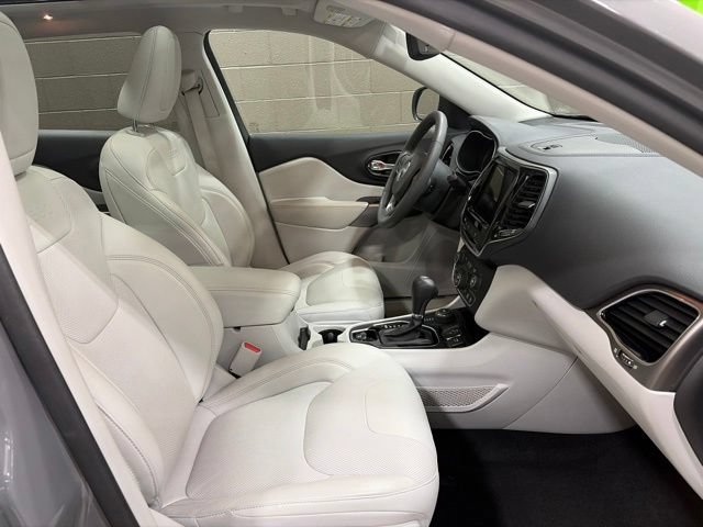 Used 2021 Jeep Cherokee Limited AWD/4WD image 14
