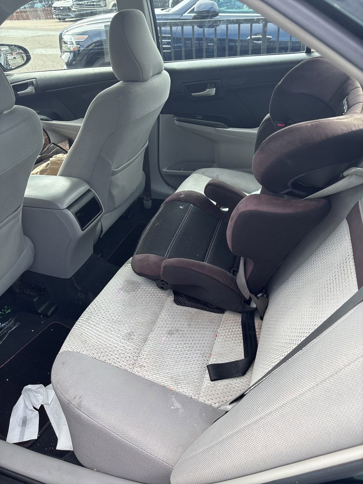 Used 2014 Toyota Camry LE w/ Fleet Convenience Package FWD image 9