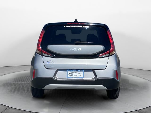 Used 2023 Kia Soul LX w/ LX Technology Package image 4
