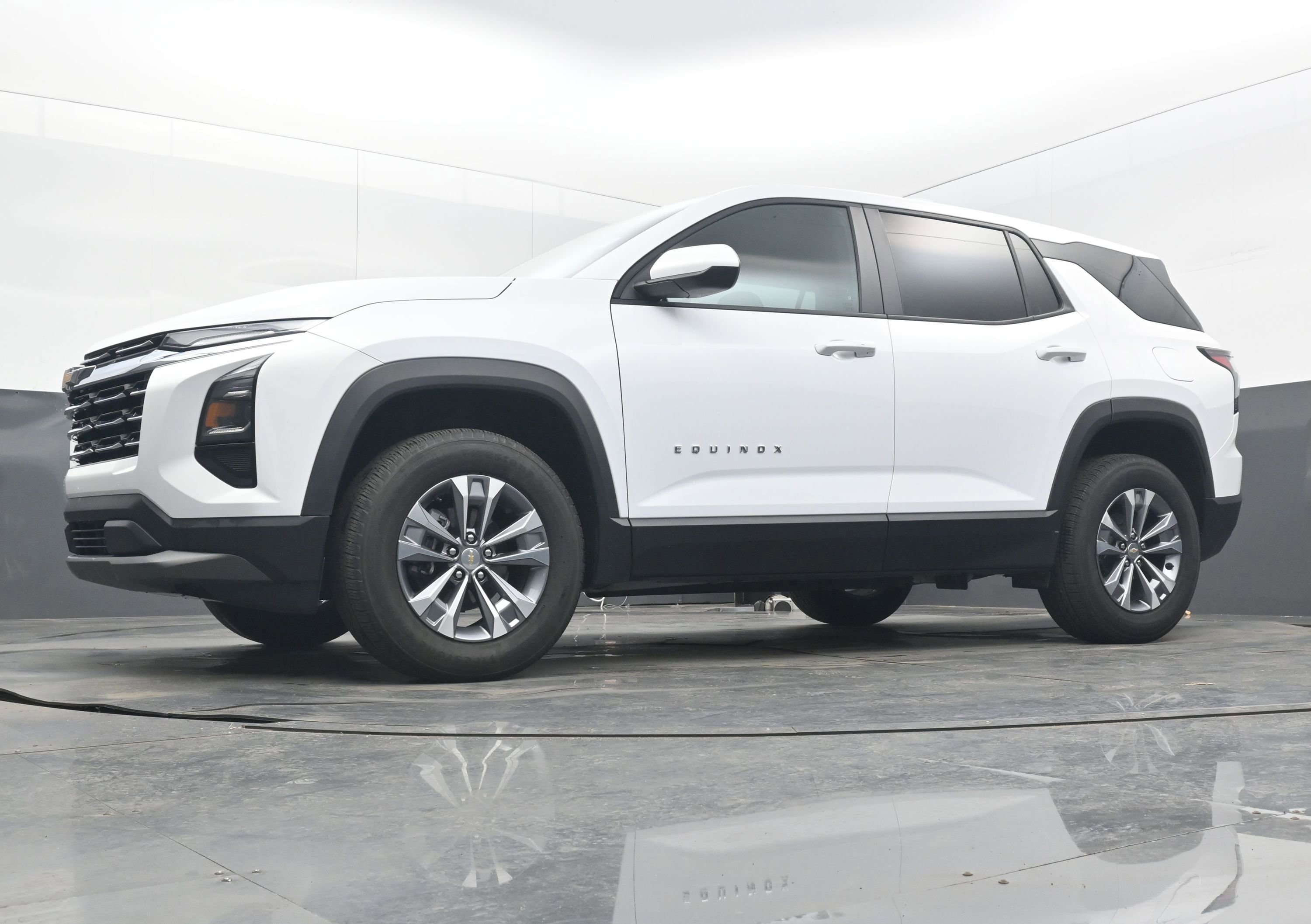 Certified 2025 Chevrolet Equinox LT image 26