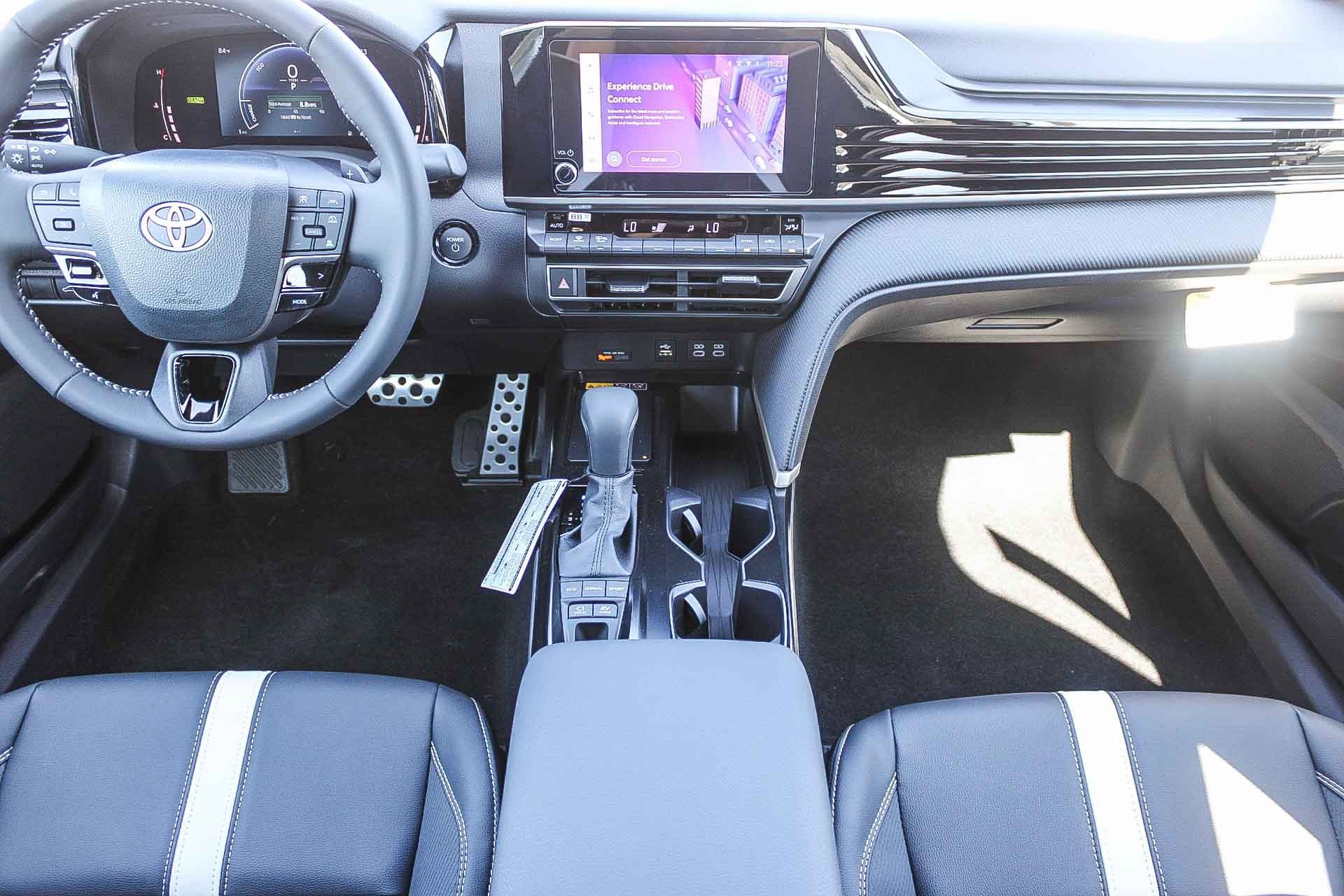 New 2026 Toyota Camry SE image 15