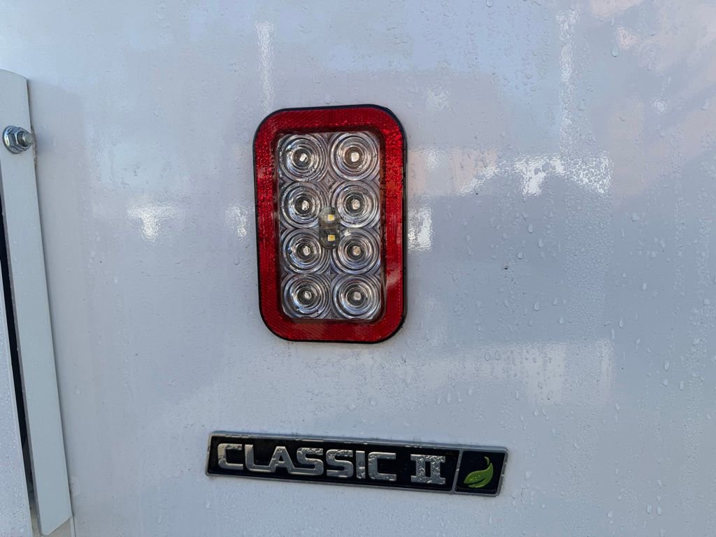 New 2026 Ford F550 4x4 Supercab Super Duty image 38