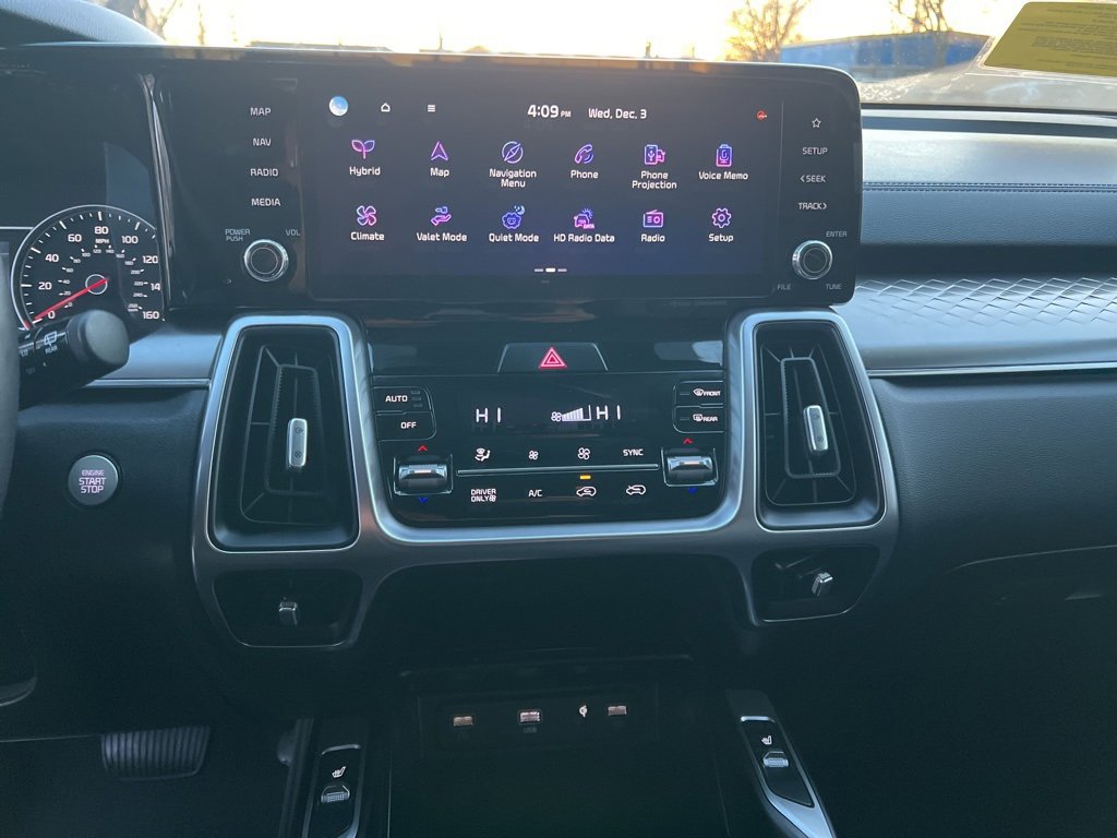 Certified 2023 Kia Sorento EX image 18