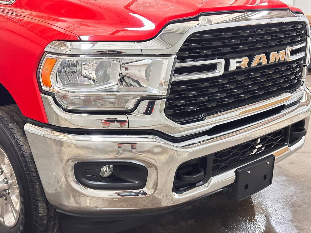 Used 2024 RAM 2500 Big Horn w/ Bed Utility Group image 16