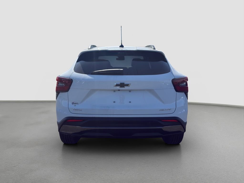 New 2026 Chevrolet Trax ACTIV w/ Sunroof Package FWD image 5