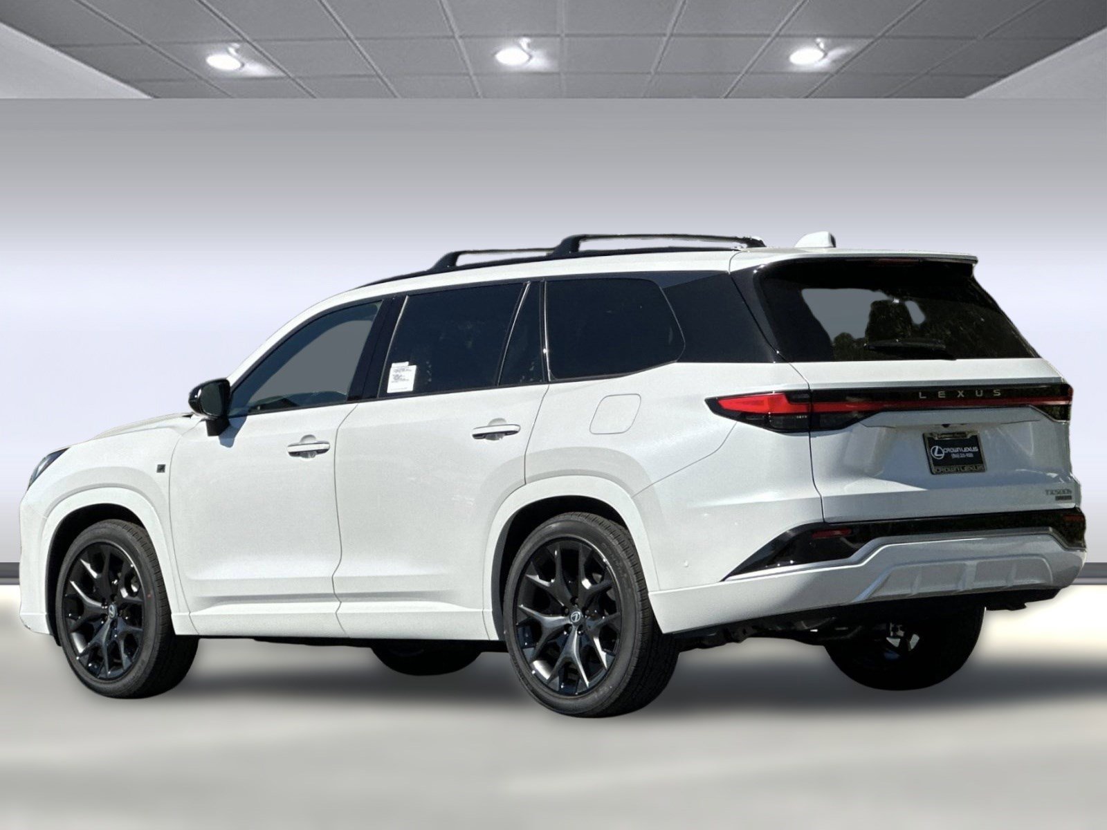 New 2026 Lexus TX 500h AWD image 3