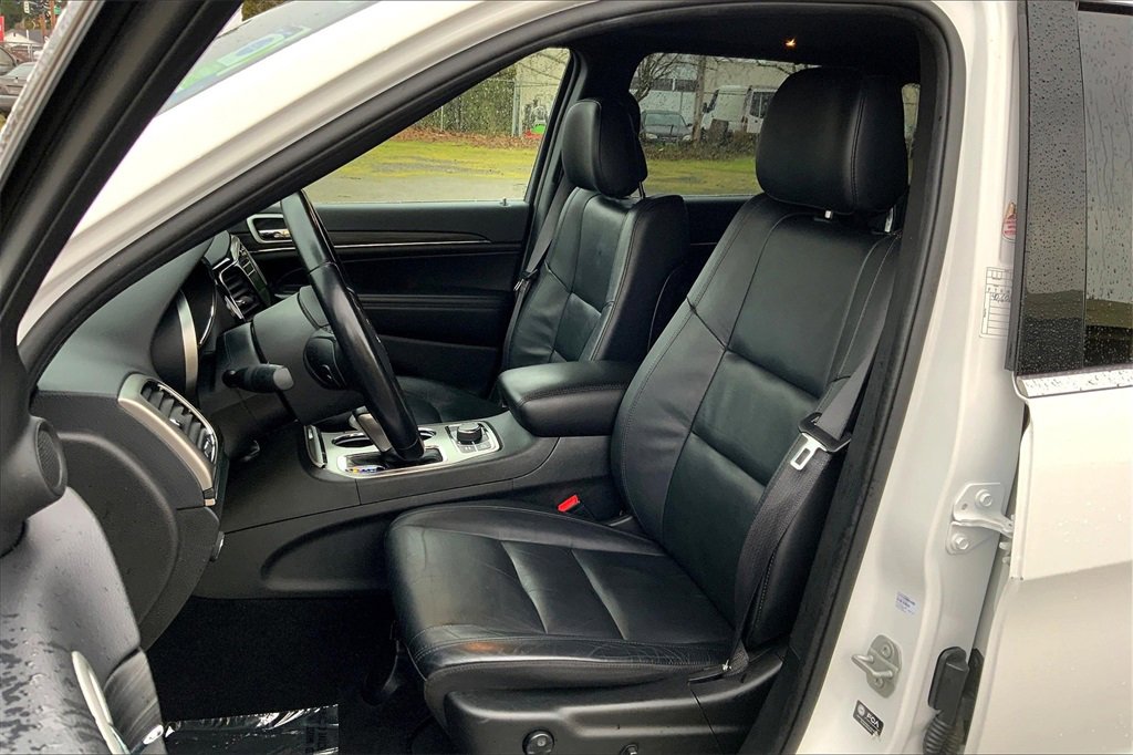 Used 2022 Jeep Grand Cherokee Limited image 8