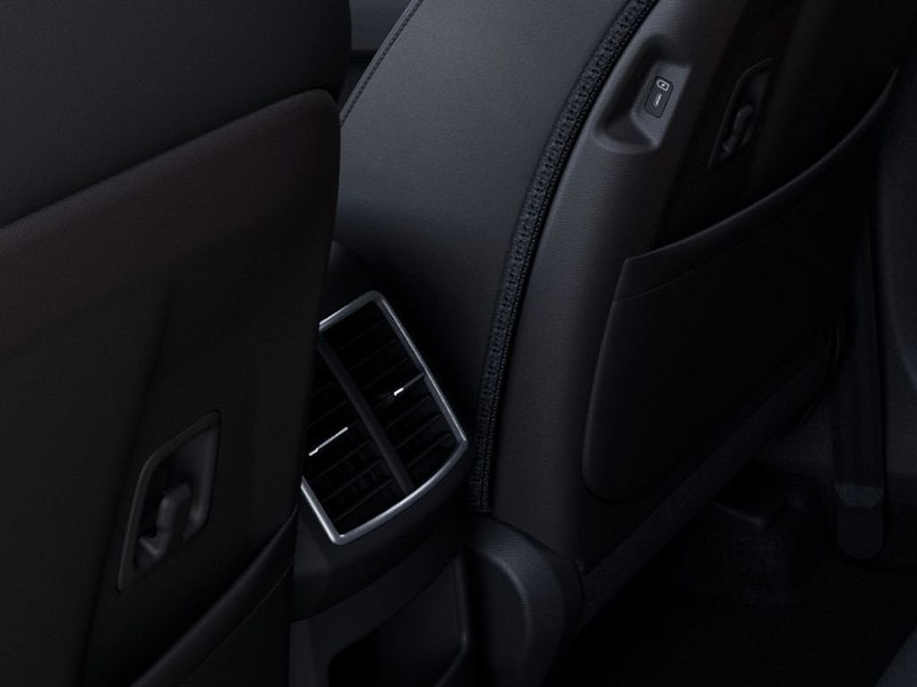 New 2026 Kia Sportage X-Line w/ X-Line Technology Package image 26