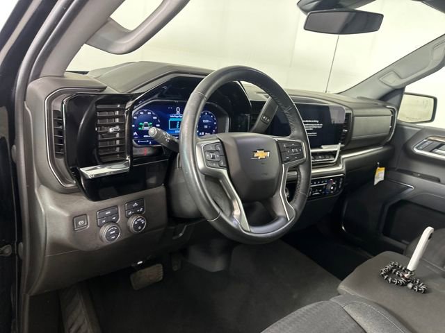 Used 2023 Chevrolet Silverado 1500 LT image 13