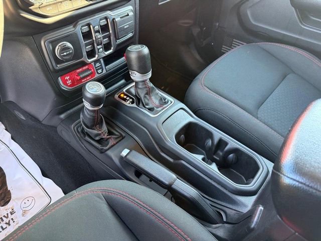 Used 2020 Jeep Gladiator Rubicon image 25
