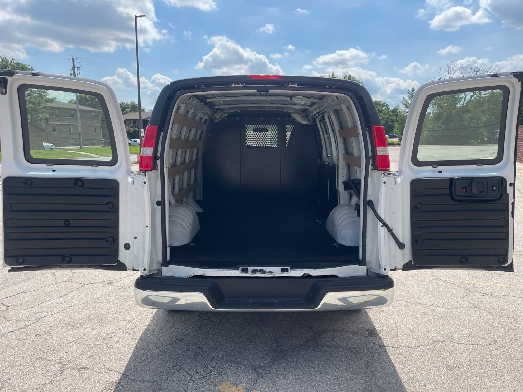 Used 2024 Chevrolet Express 2500 w/ Driver Convenience Package RWD image 14