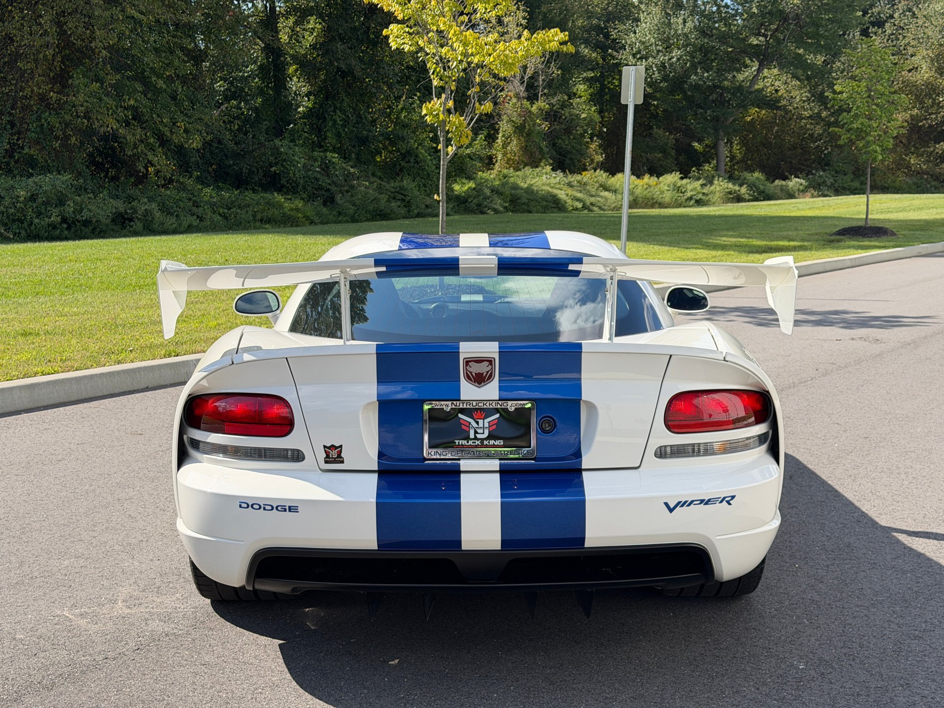 Used 2006 Dodge Viper SRT-10 w/ VOI9 Edition RWD image 11