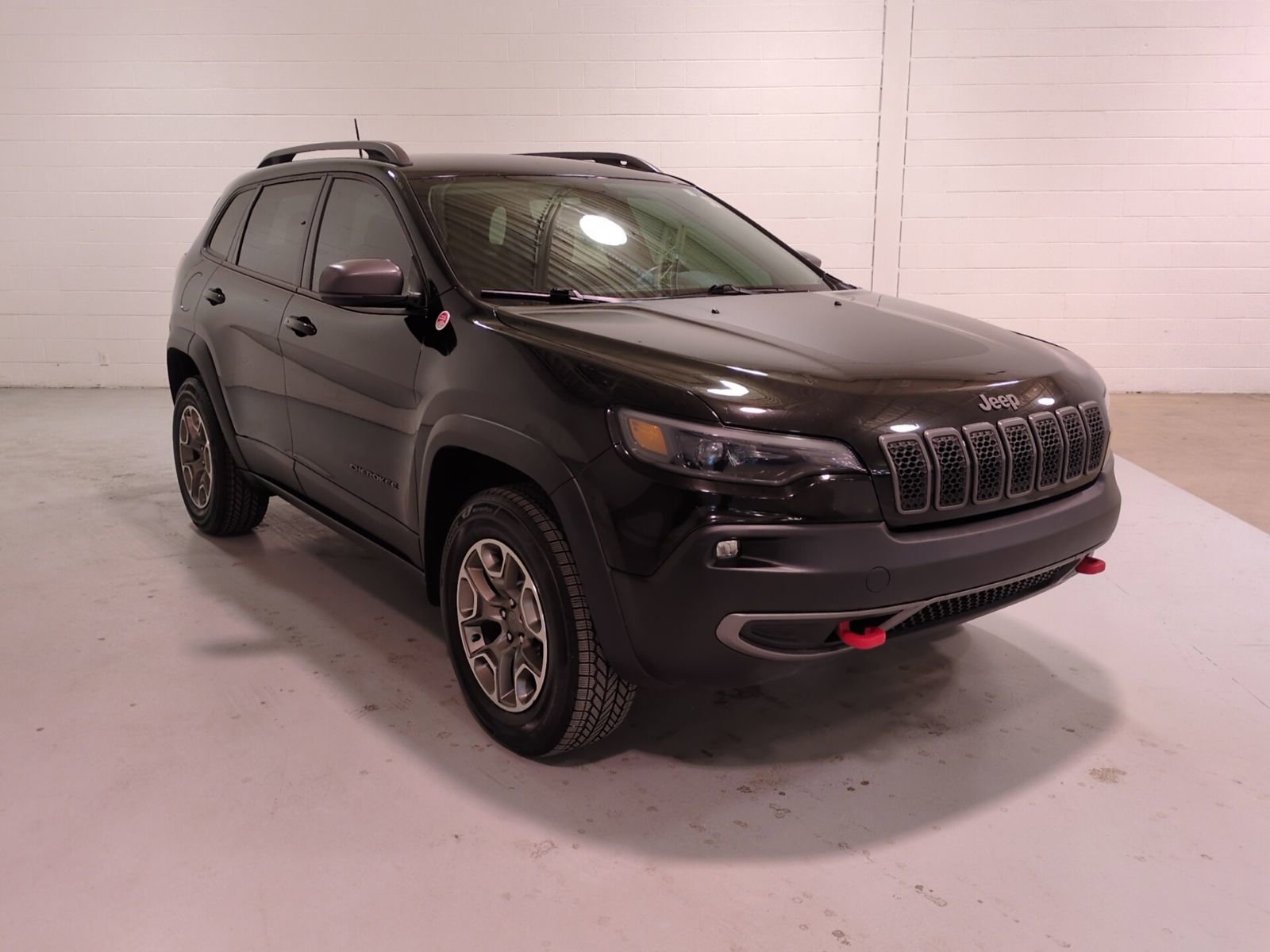Used 2020 Jeep Cherokee Trailhawk w/ Comfort/Convenience Group
