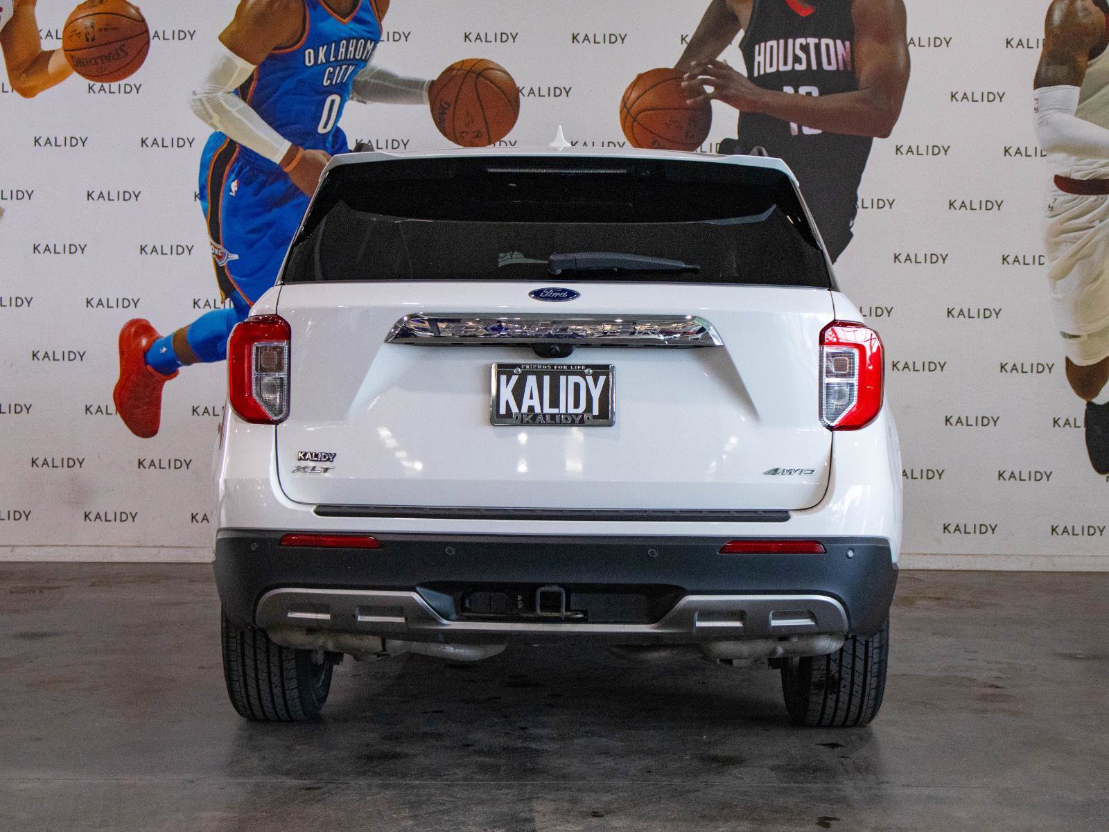 Used 2023 Ford Explorer XLT w/ Equipment Group 202A image 22