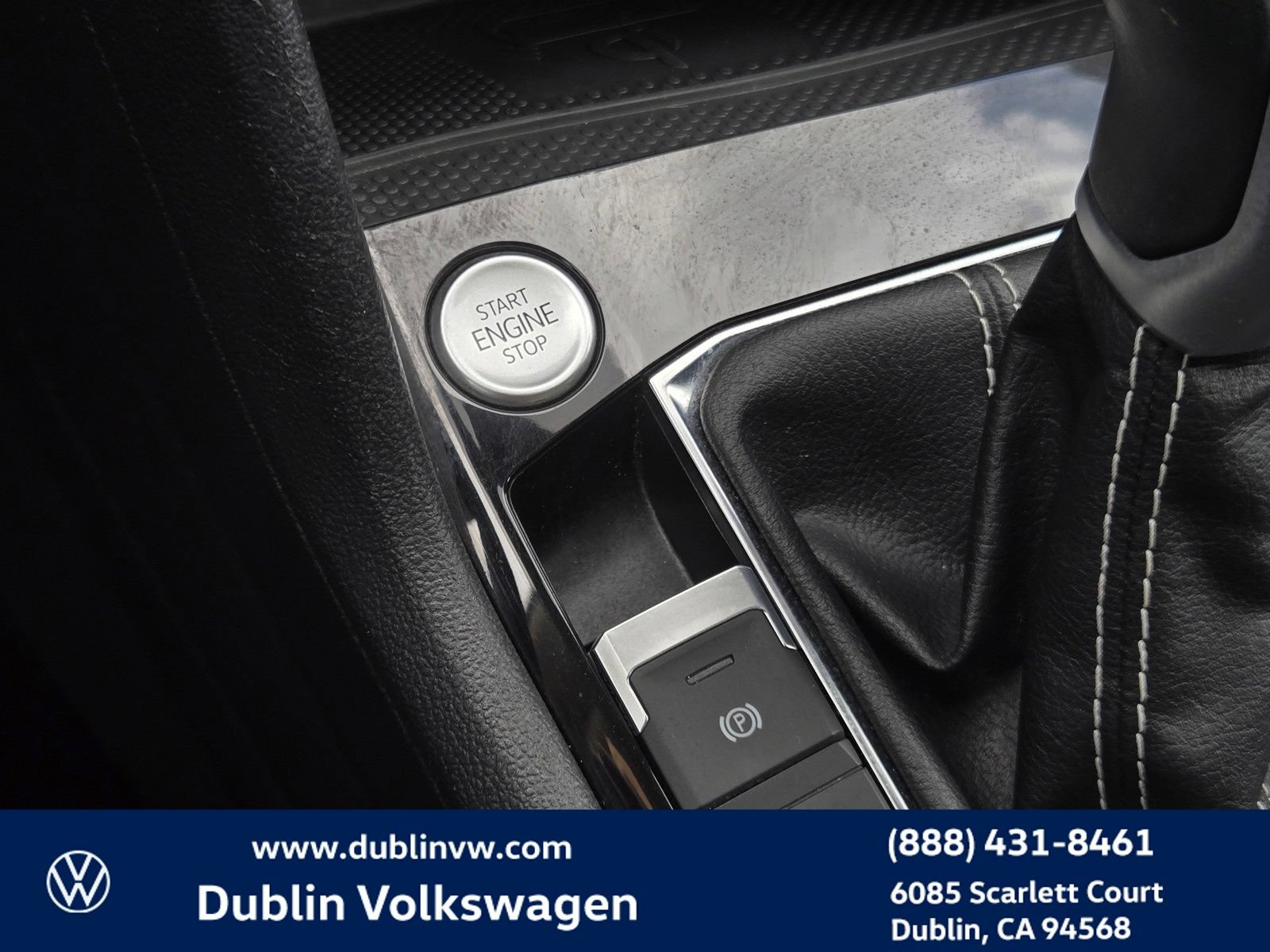 Certified 2023 Volkswagen Taos SE w/ Panoramic Sunroof Package FWD image 19