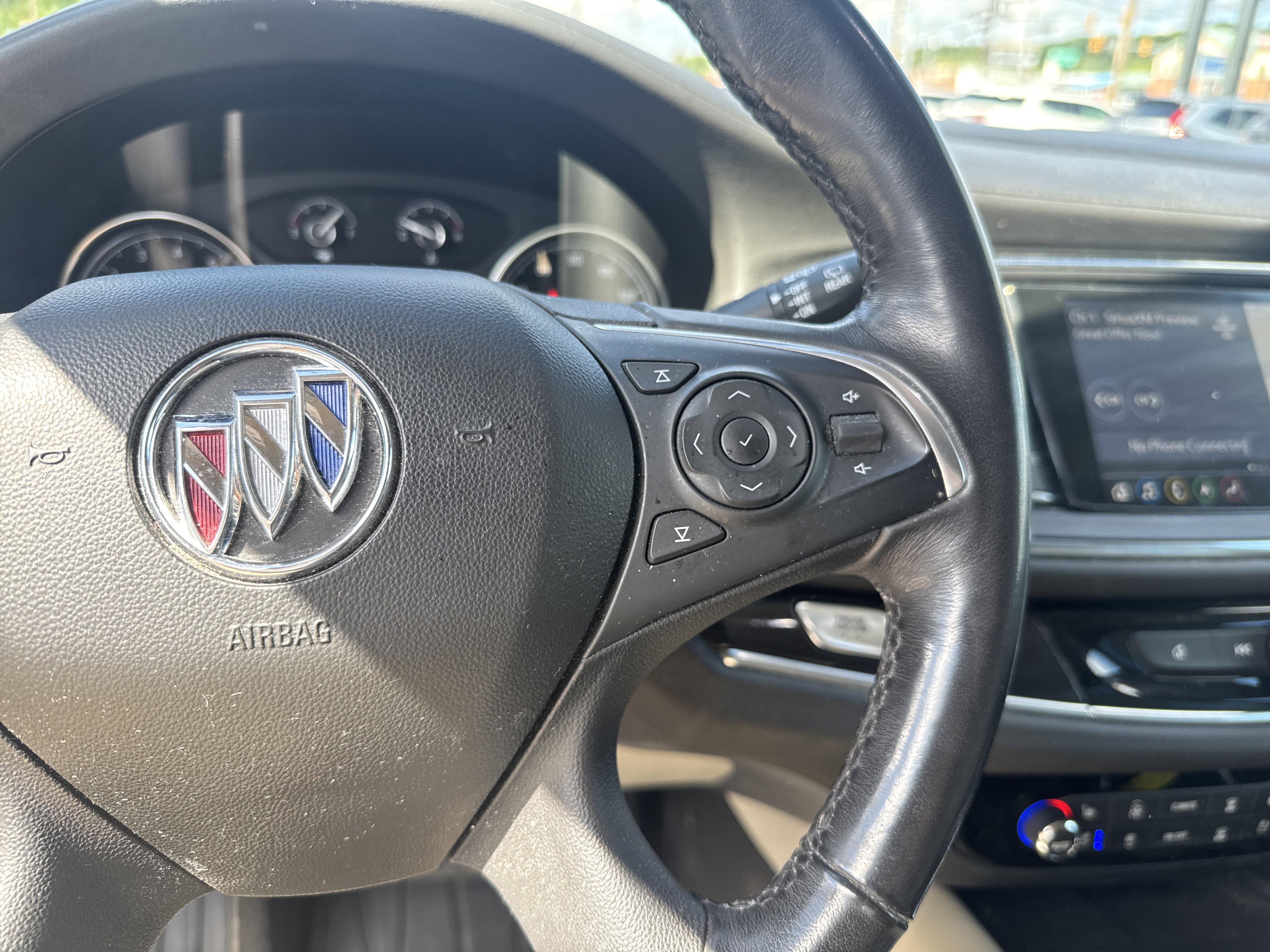 Used 2020 Buick Enclave Premium w/ Sun and Sites Package image 20