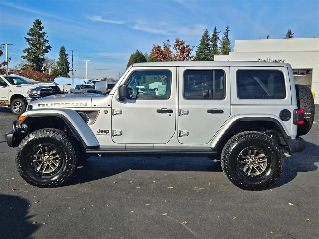 Used 2024 Jeep Wrangler Unlimited Rubicon 392 image 3