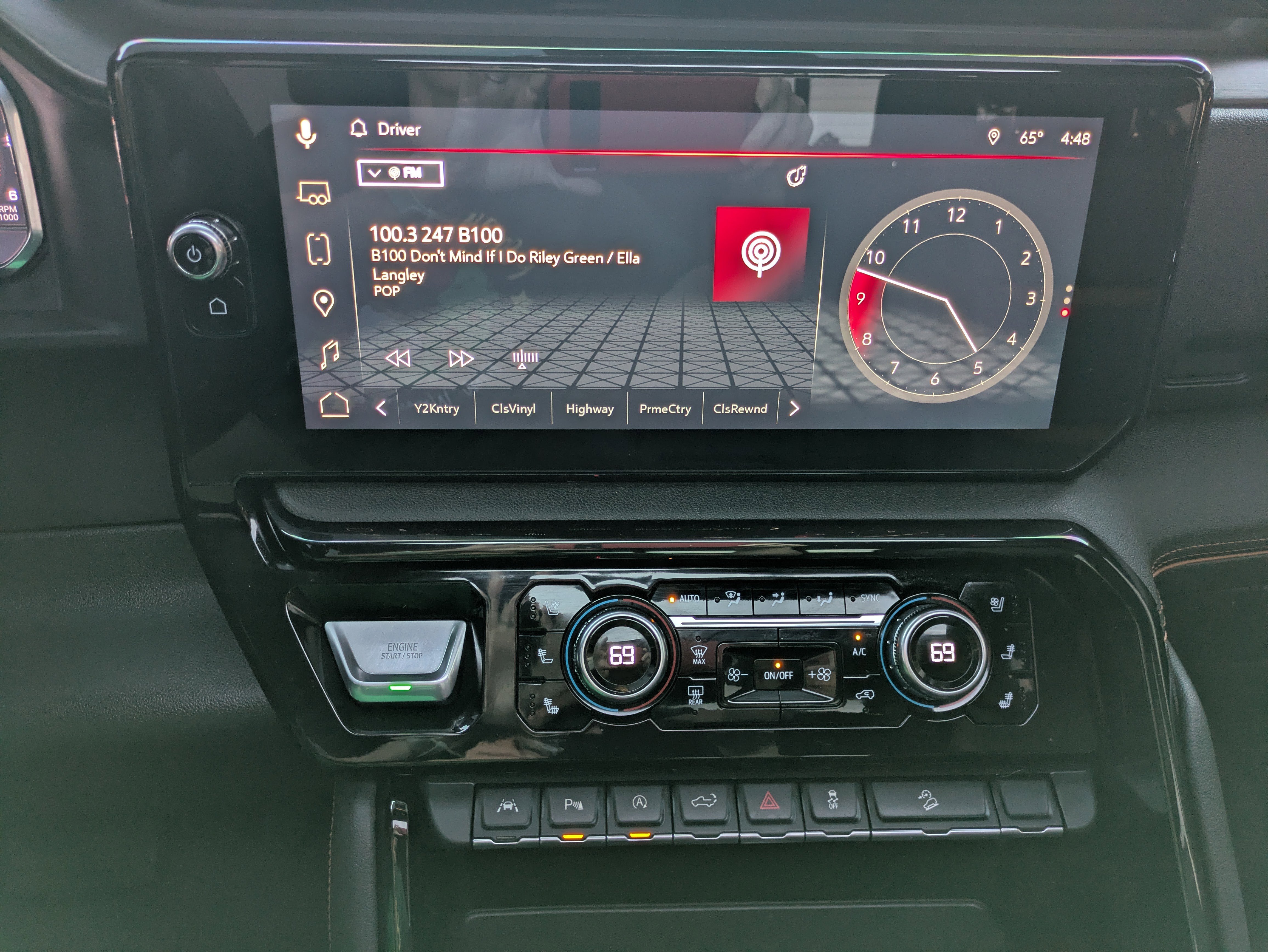 Used 2025 GMC Sierra 1500 AT4 w/ AT4 Premium Package image 24