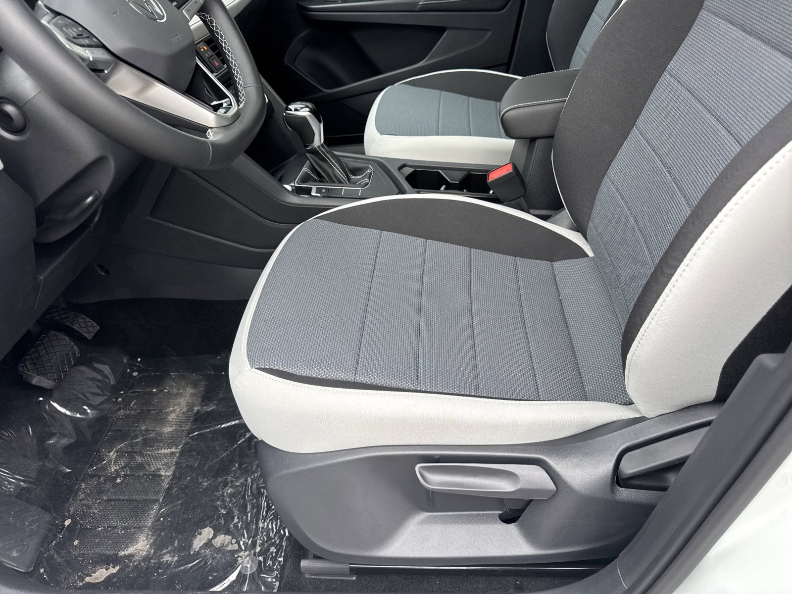 New 2026 Volkswagen Taos S image 12