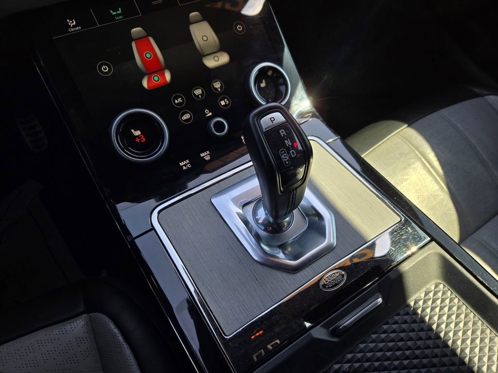 Used 2020 Land Rover Range Rover Evoque R-Dynamic SE image 26
