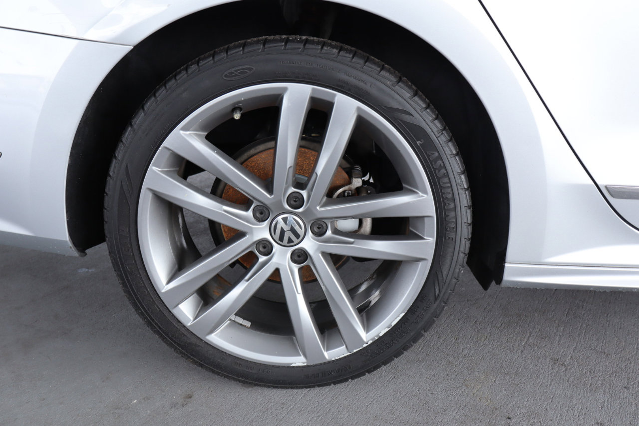 Used 2017 Volkswagen Passat 1.8T R-Line image 45