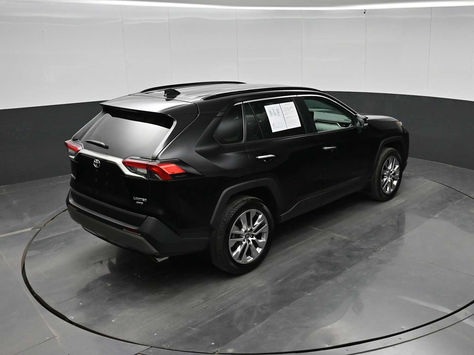 Used 2024 Toyota RAV4 Limited w/ Advanced Technology Package AWD/4WD image 34
